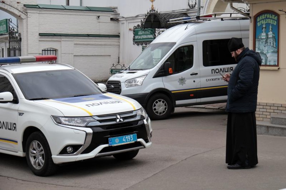 Una dintre cele mai mari rețele de „sabotaj informațional” pro-Kremlin din Ucraina, distrusă. Era condusă de un cleric